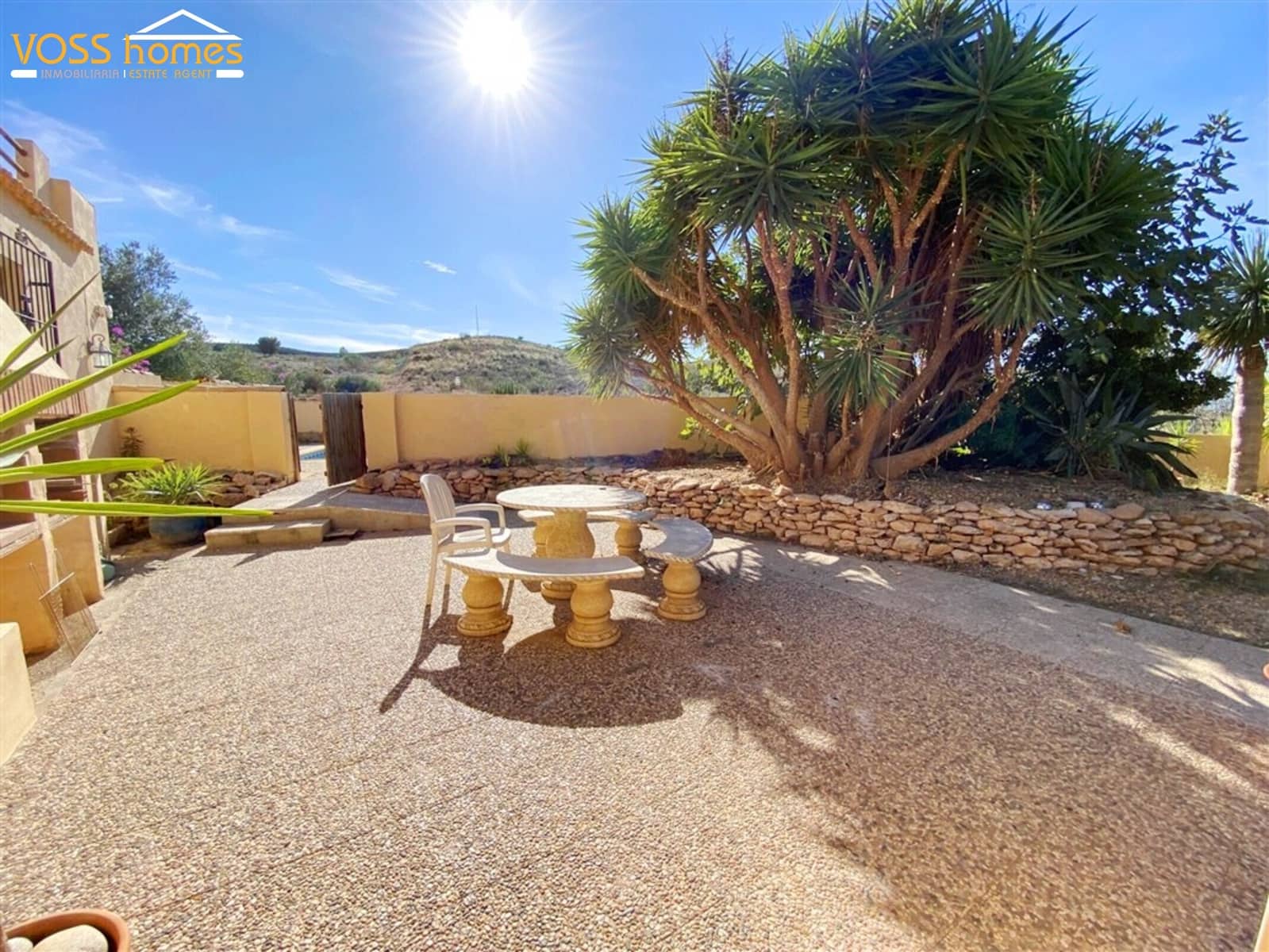 4 soveværelse Finca/Landehus til salg i Huercal-Overa med swimmingpool - € 289.950 (Ref: 9388451)