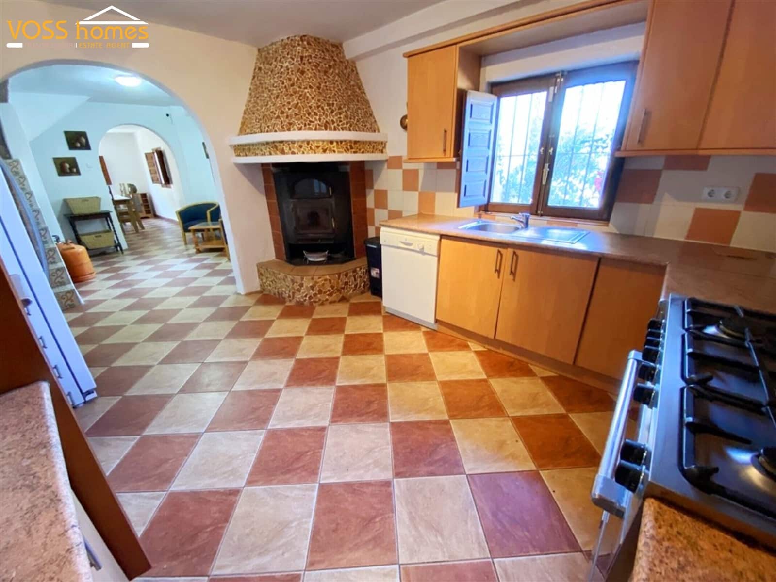 4 soveværelse Finca/Landehus til salg i Huercal-Overa med swimmingpool - € 289.950 (Ref: 9388451)