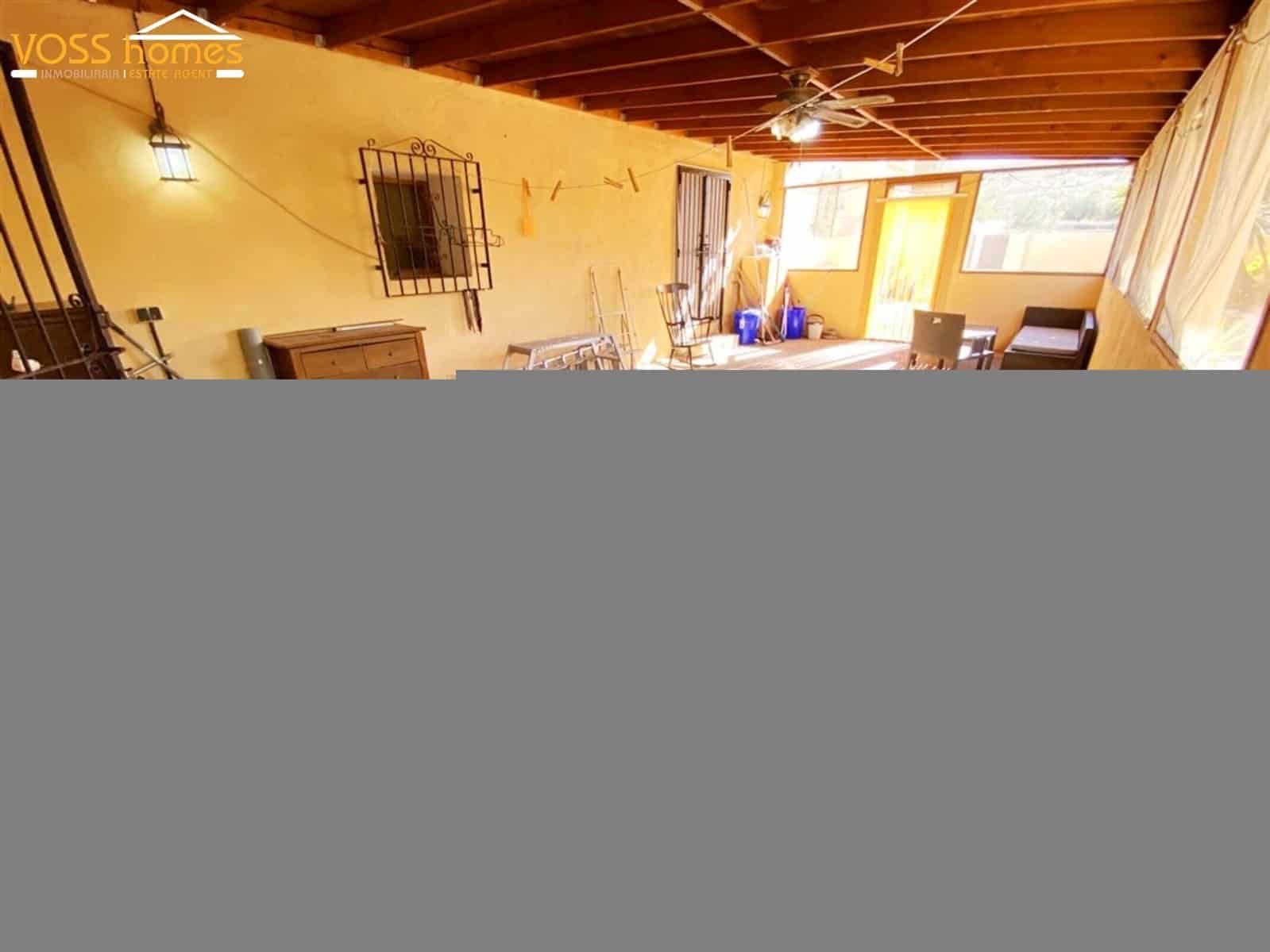 4 soveværelse Finca/Landehus til salg i Huercal-Overa med swimmingpool - € 289.950 (Ref: 9388451)