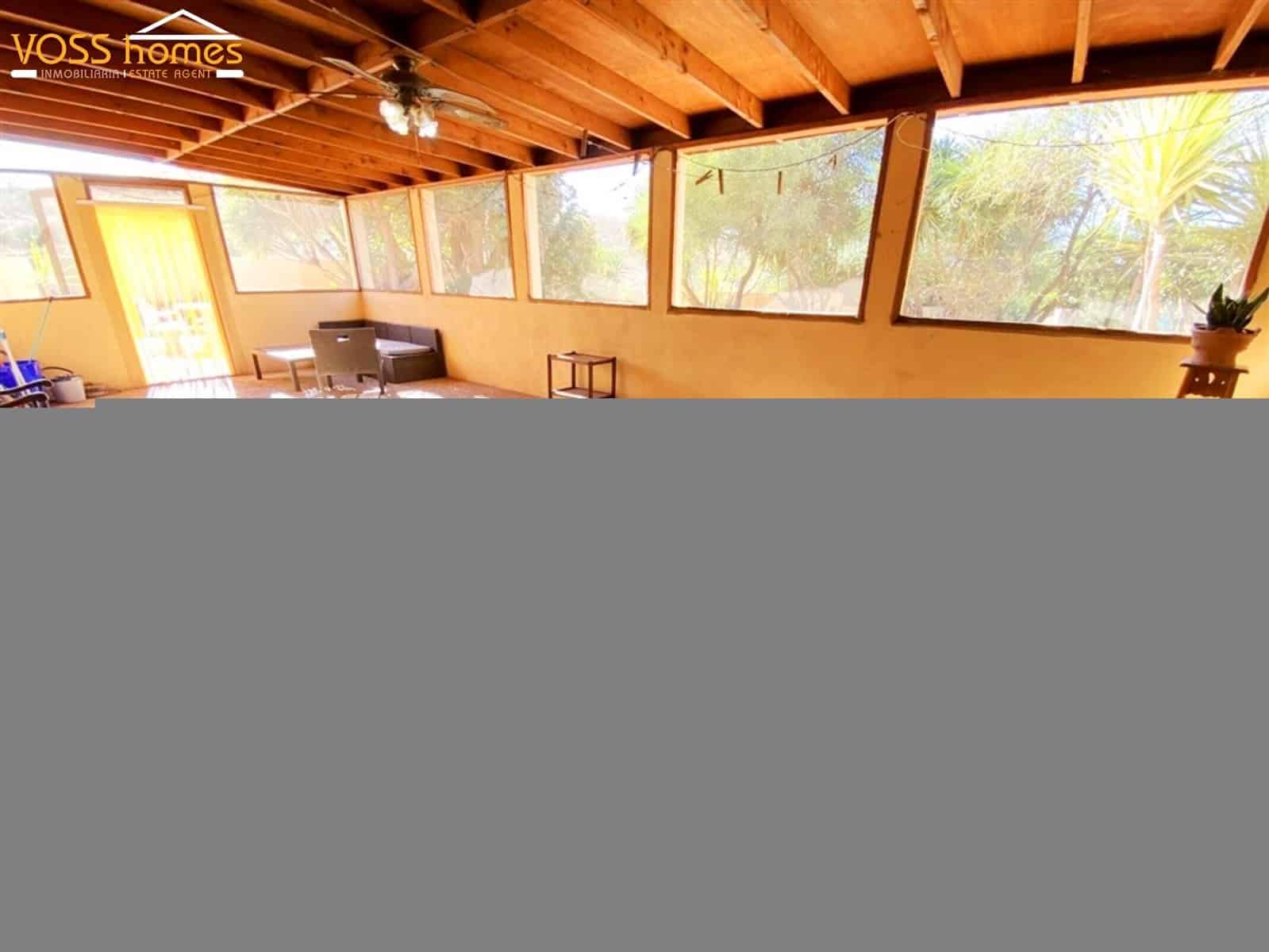 4 soveværelse Finca/Landehus til salg i Huercal-Overa med swimmingpool - € 289.950 (Ref: 9388451)