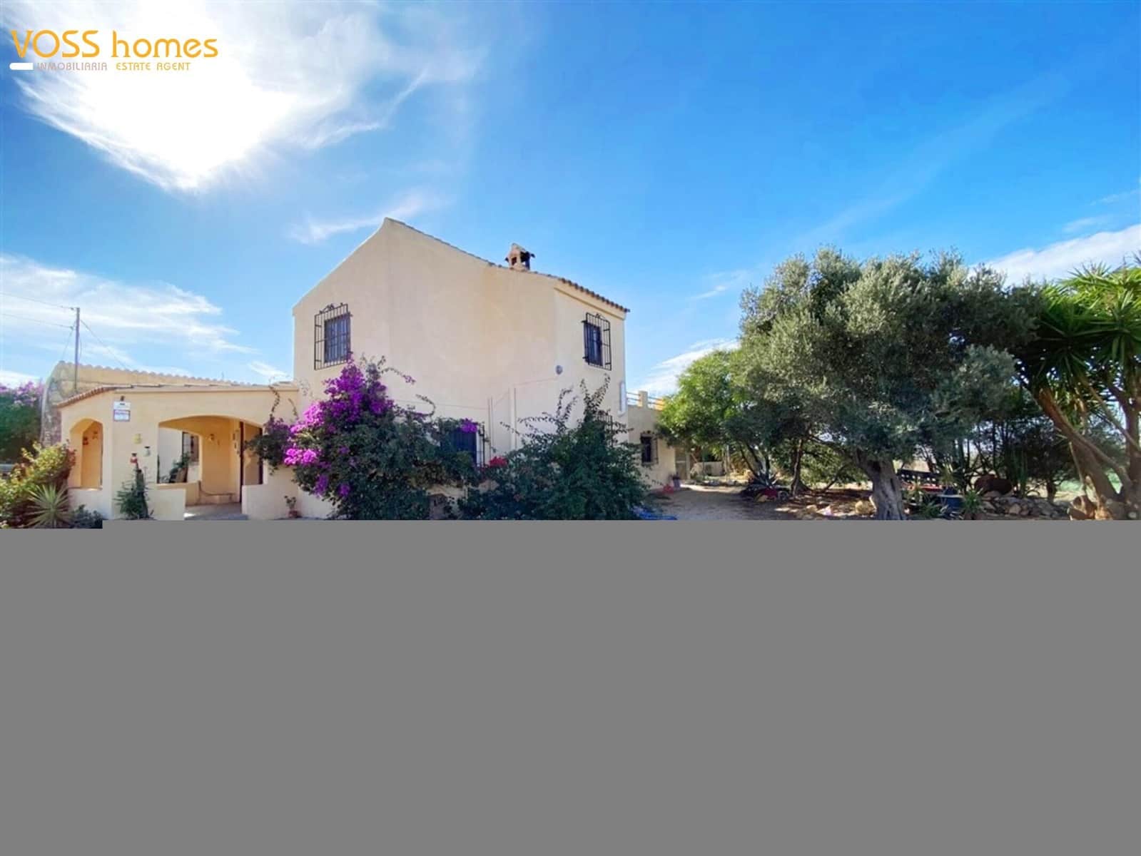 4 soveværelse Finca/Landehus til salg i Huercal-Overa med swimmingpool - € 289.950 (Ref: 9388451)