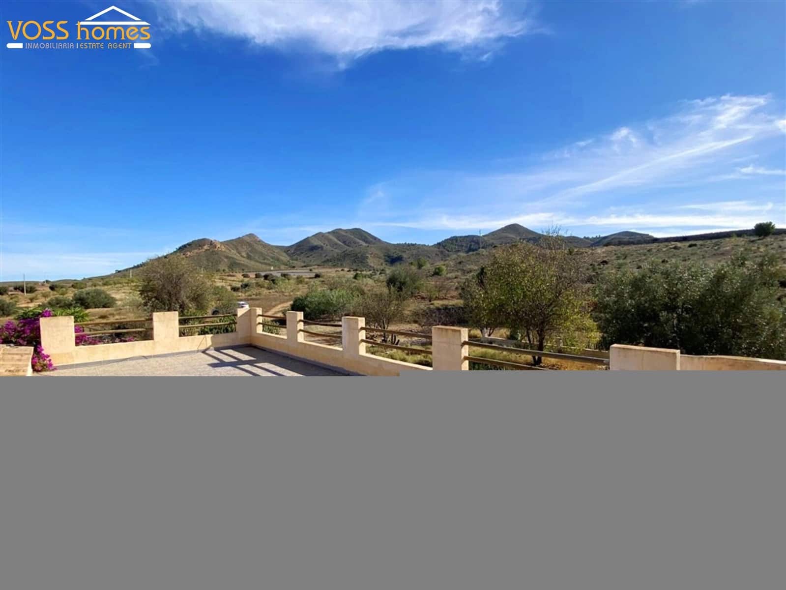 4 soveværelse Finca/Landehus til salg i Huercal-Overa med swimmingpool - € 289.950 (Ref: 9388451)