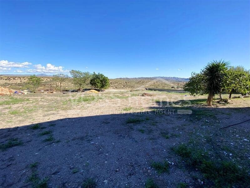 3 soveværelse Finca/Landehus til salg i La Alfoquia - € 130.000 (Ref: 9396521)