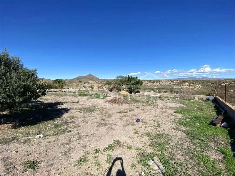 3 soveværelse Finca/Landehus til salg i La Alfoquia - € 130.000 (Ref: 9396521)