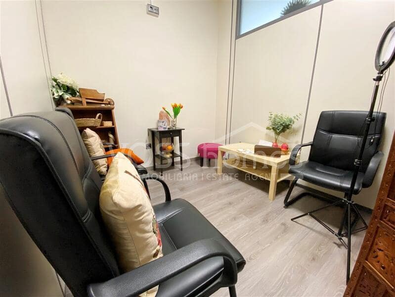 Kommersiell till salu i Huercal-Overa - 129 950 € (Ref: 9411315)