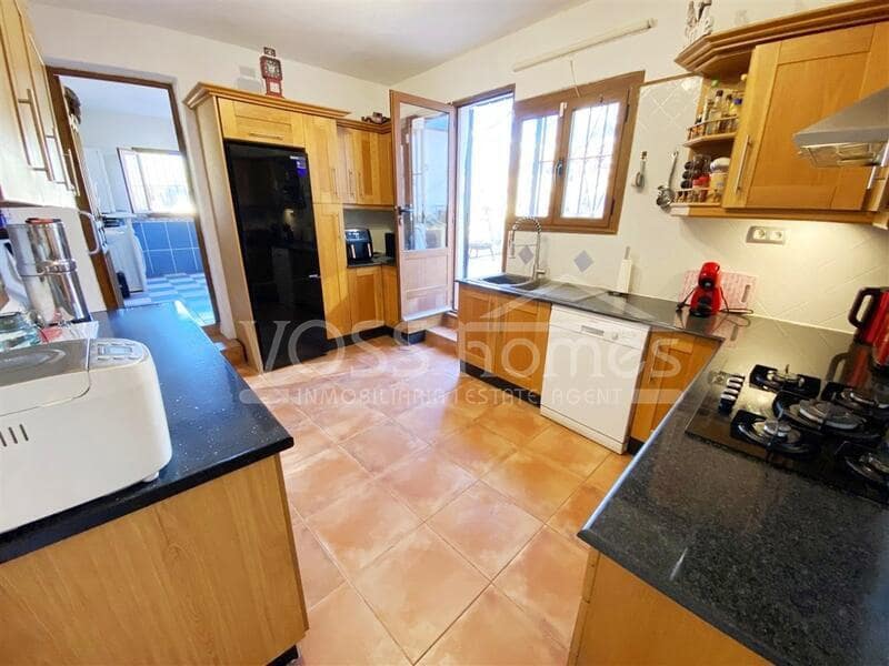 5 slaapkamer Huis te koop in Huercal-Overa met zwembad - € 269.950 (Ref: 9436288)