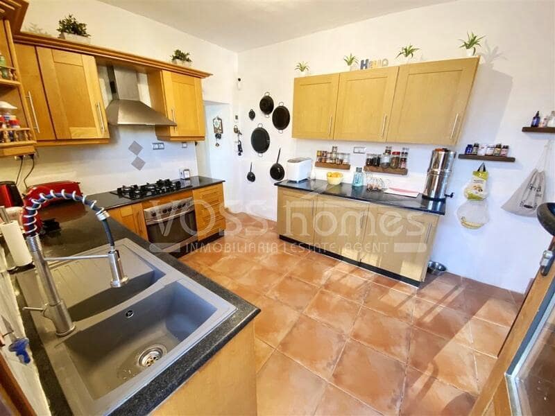 5 slaapkamer Huis te koop in Huercal-Overa met zwembad - € 269.950 (Ref: 9436288)