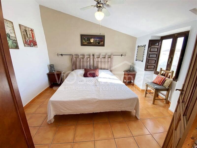 5 slaapkamer Huis te koop in Huercal-Overa met zwembad - € 269.950 (Ref: 9436288)