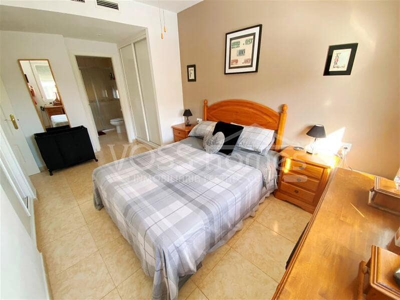 3 soveværelse Villa til salg i La Alfoquia med swimmingpool - € 254.950 (Ref: 9449926)