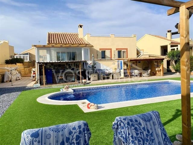 3 soveværelse Villa til salg i La Alfoquia, Zurgena med swimmingpool - € 274.950 (Ref: 9451388)