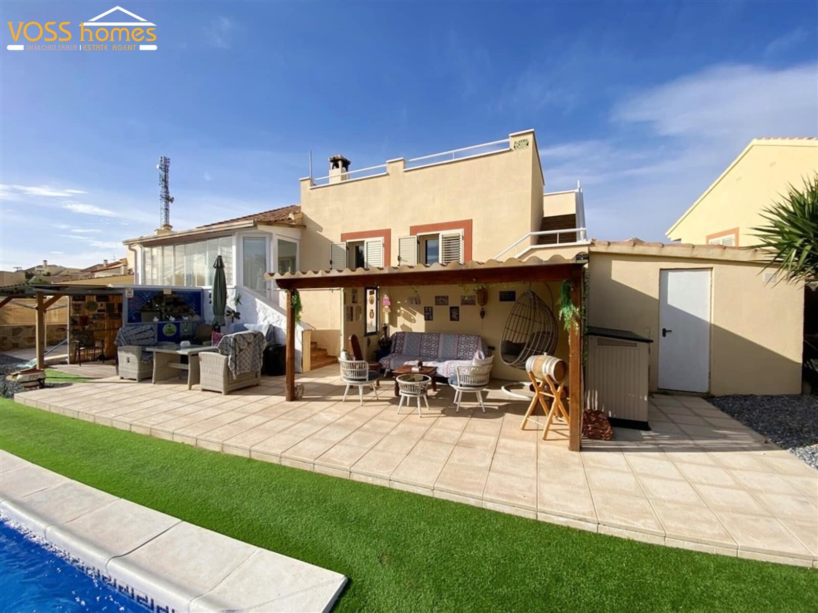 3 soveværelse Villa til salg i La Alfoquia med swimmingpool - € 274.950 (Ref: 9451388)