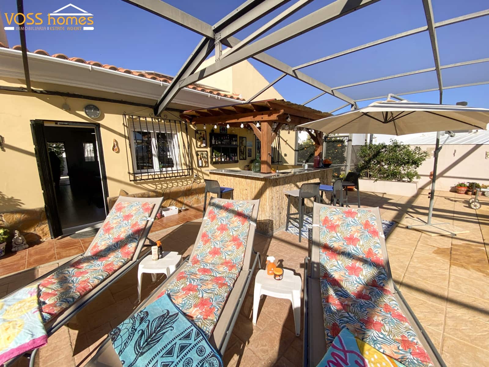 3 bedroom Villa for sale in Huercal-Overa with pool - € 274,950 (Ref: 9500343)