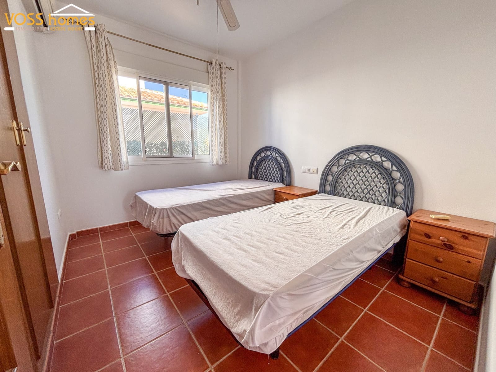 2 bedroom Villa for sale in Huercal-Overa - € 114,950 (Ref: 9534925)