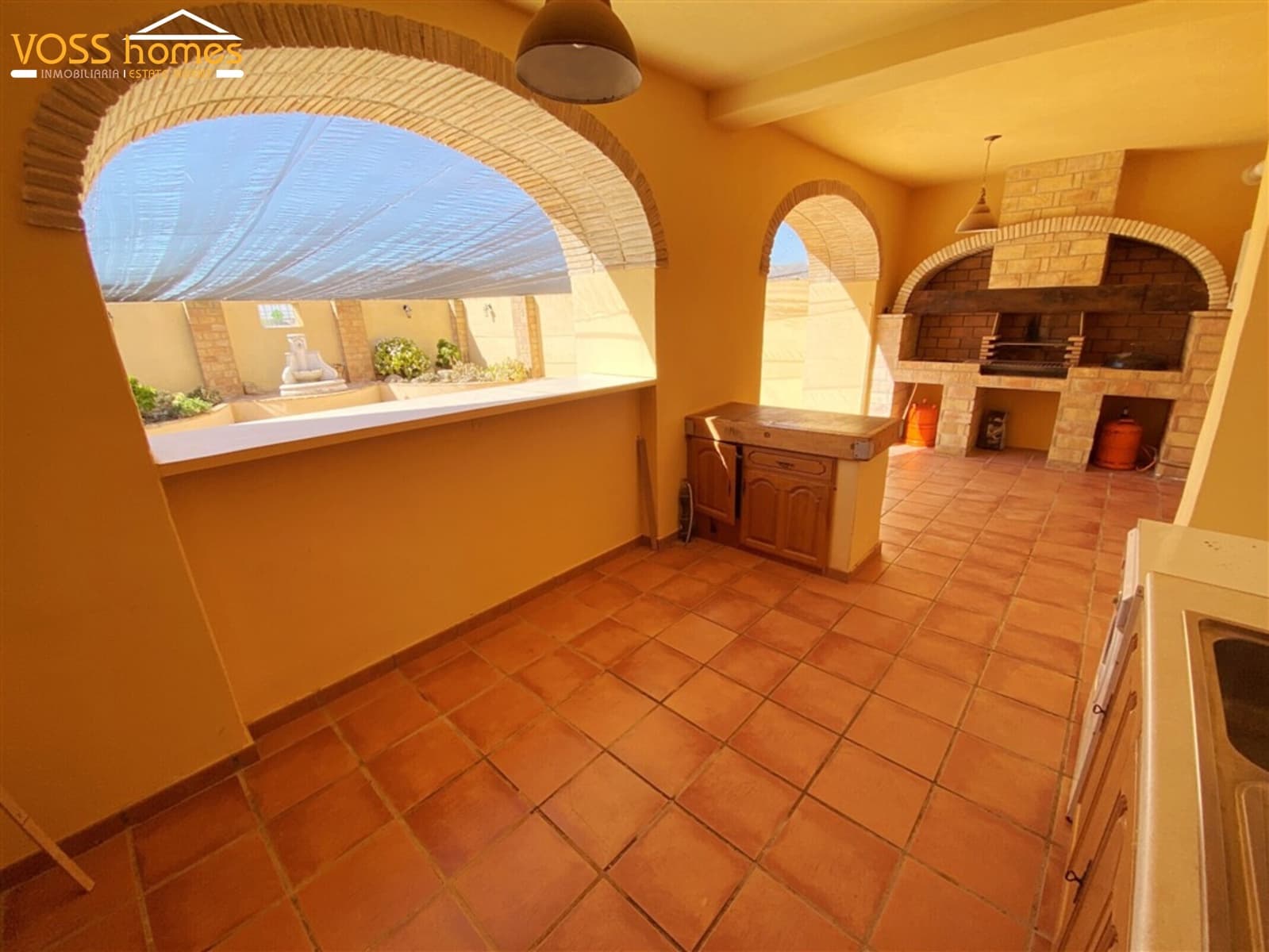 6 bedroom Finca/Country House for sale in Almendricos - € 369,950 (Ref: 9629552)