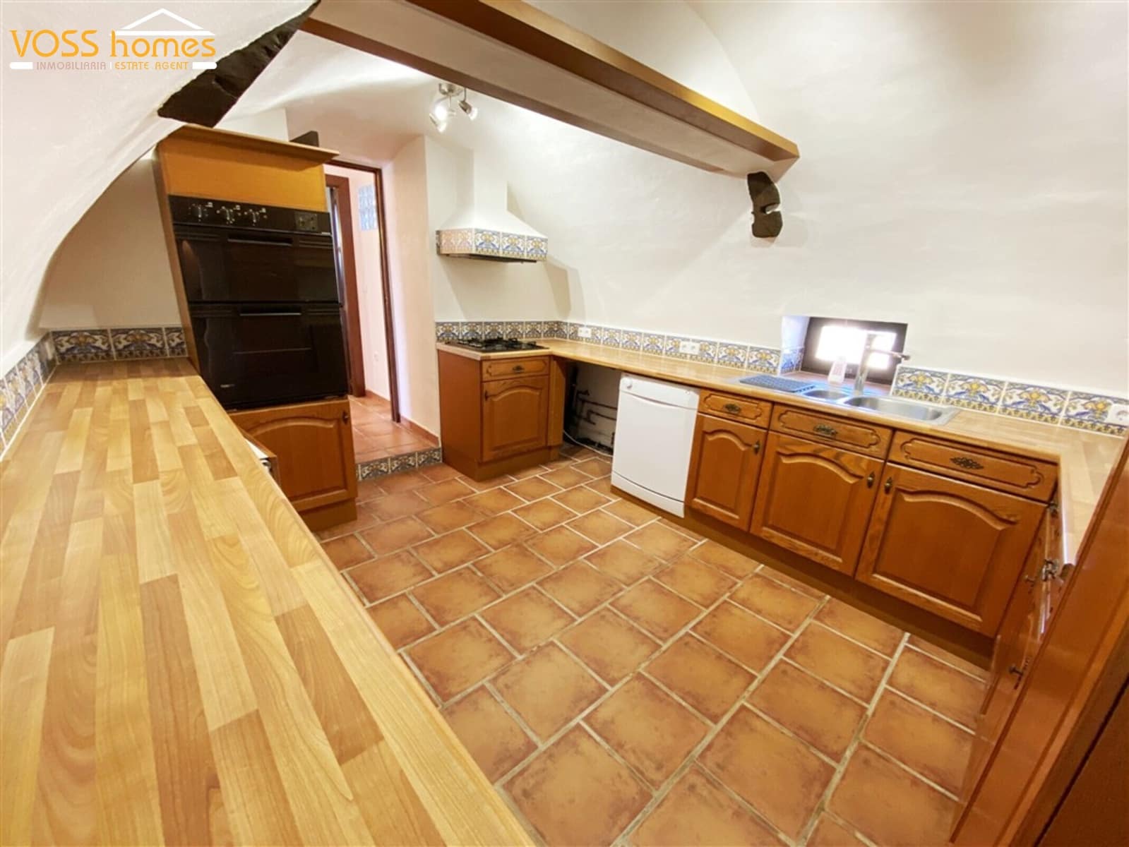 6 bedroom Finca/Country House for sale in Almendricos - € 369,950 (Ref: 9629552)