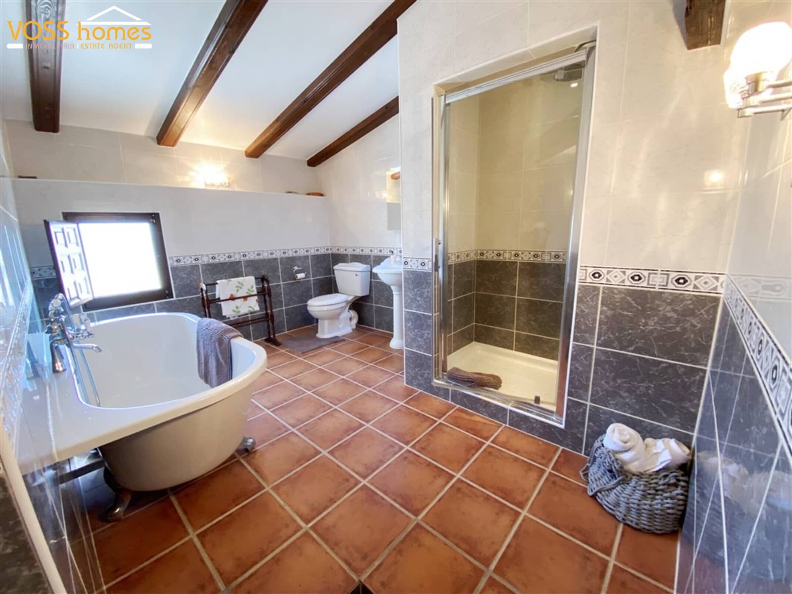 6 bedroom Finca/Country House for sale in Almendricos - € 369,950 (Ref: 9629552)