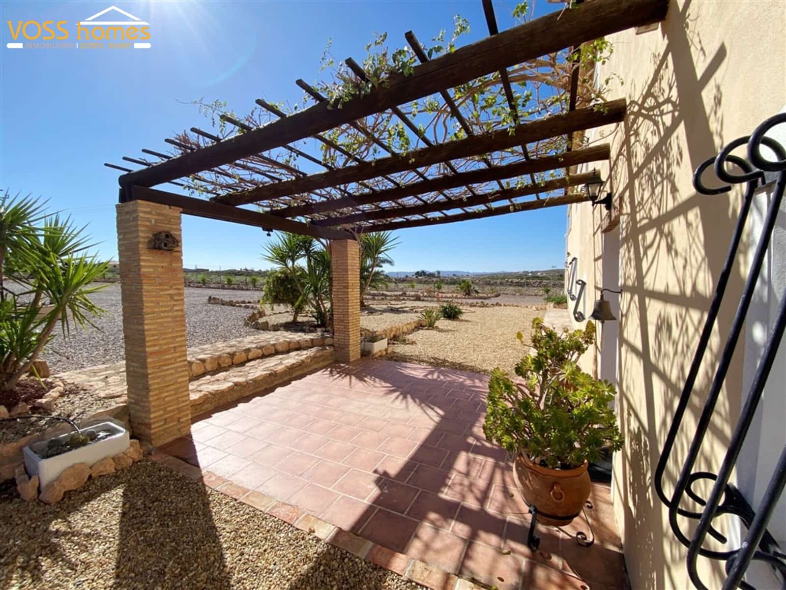 6 bedroom Finca/Country House for sale in Almendricos - € 369,950 (Ref: 9629552)