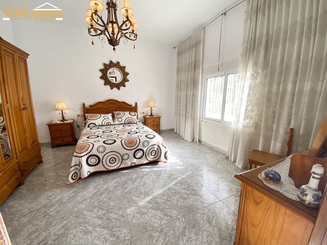 4 bedroom Finca/Country House for sale in La Alfoquia, Zurgena - € 159,000 (Ref: 9675960)