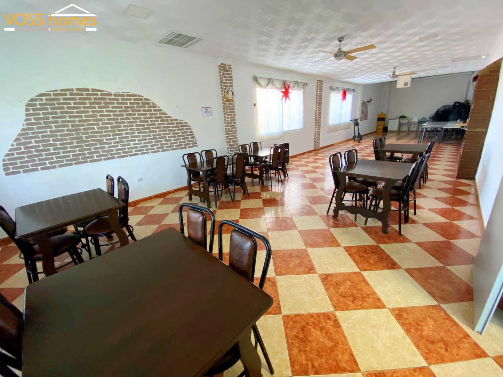 Commercieel te koop in Huercal-Overa - € 275.000 (Ref: 9679100)