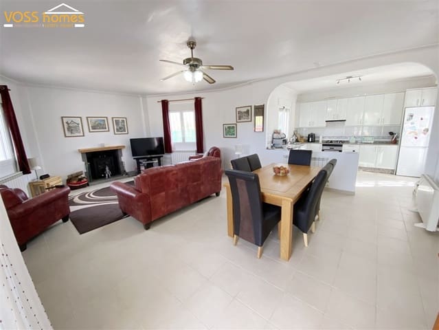 Chalet de 3 habitaciones en Huércal-Overa en venta con piscina - 234.950 € (Ref: 9684019)