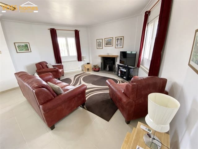 Chalet de 3 habitaciones en Huércal-Overa en venta con piscina - 234.950 € (Ref: 9684019)