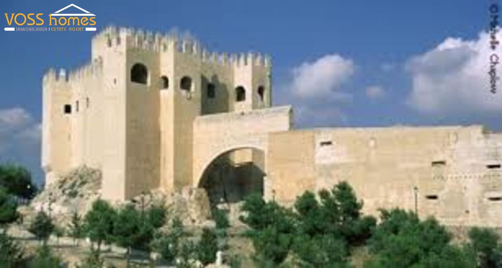 3 bedroom Townhouse for sale in Velez-Blanco - € 75,000 (Ref: 9696742)