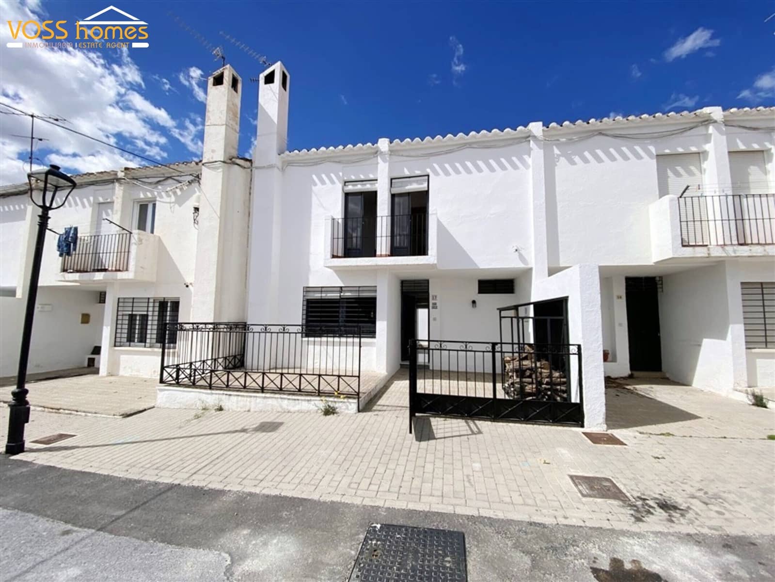 3 bedroom Townhouse for sale in Velez-Blanco - € 75,000 (Ref: 9696742)