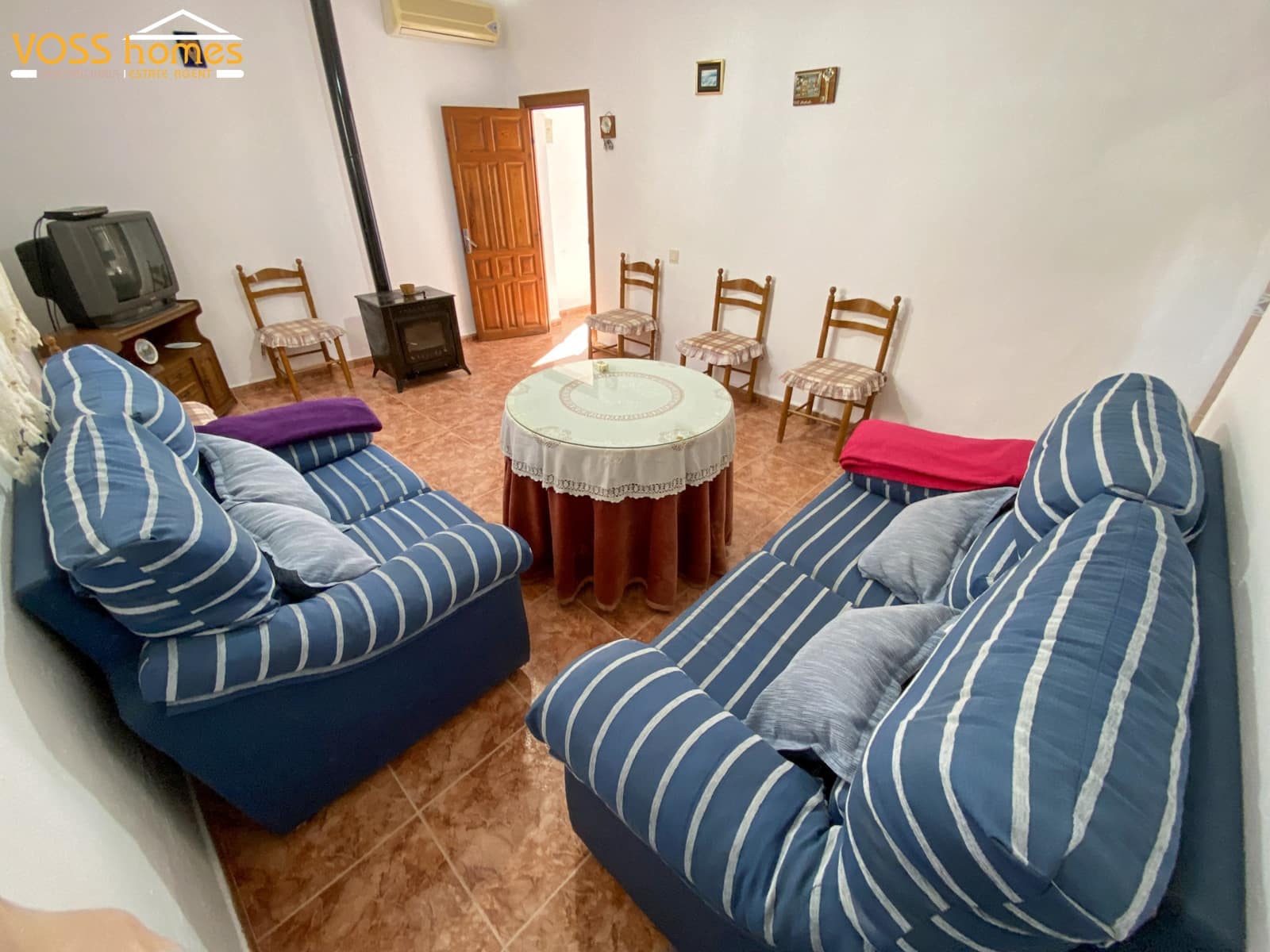 4 bedroom Finca/Country House for rent in La Hoya (Huercal-Overa) - € 700 (Ref: 9699972)