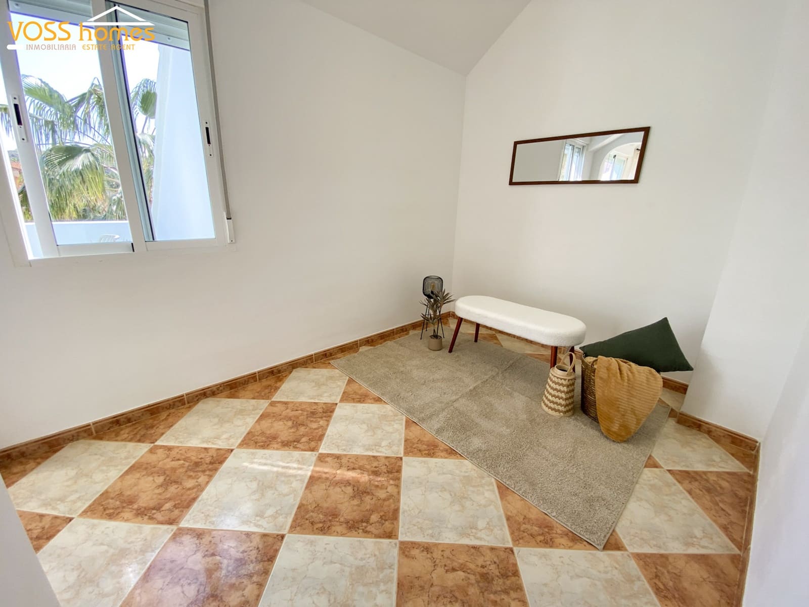 4 bedroom Apartment for sale in Zurgena - € 119,000 (Ref: 9726241)