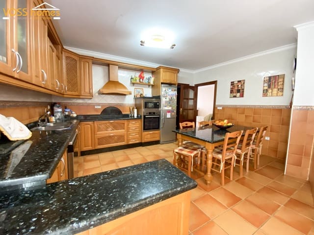 5 bedroom Townhouse for sale in Zurgena - € 229,000 (Ref: 9759605)