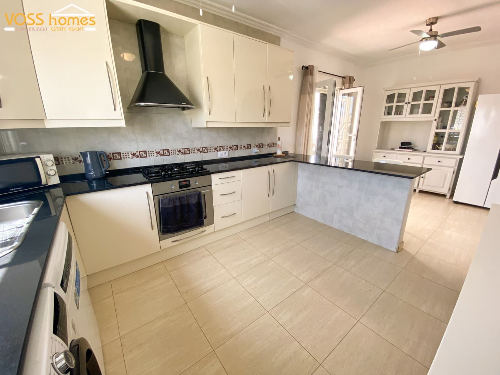 Chalet de 3 habitaciones en Huércal-Overa en venta con piscina - 269.000 € (Ref: 9779962)