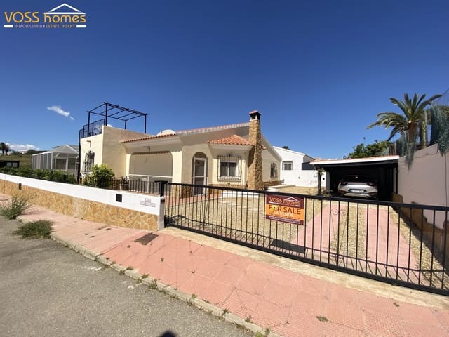 Chalet de 3 habitaciones en Huércal-Overa en venta con piscina - 269.000 € (Ref: 9779962)