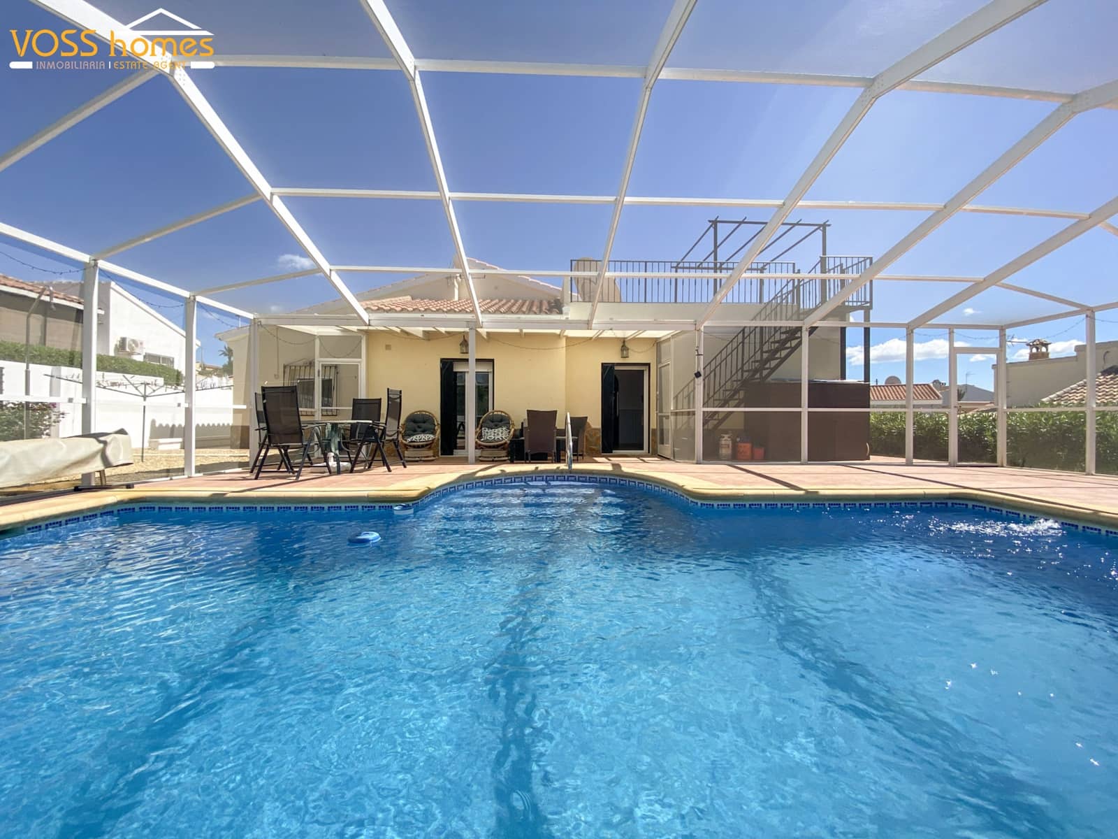 Chalet de 3 habitaciones en Huércal-Overa en venta con piscina - 269.000 € (Ref: 9779962)