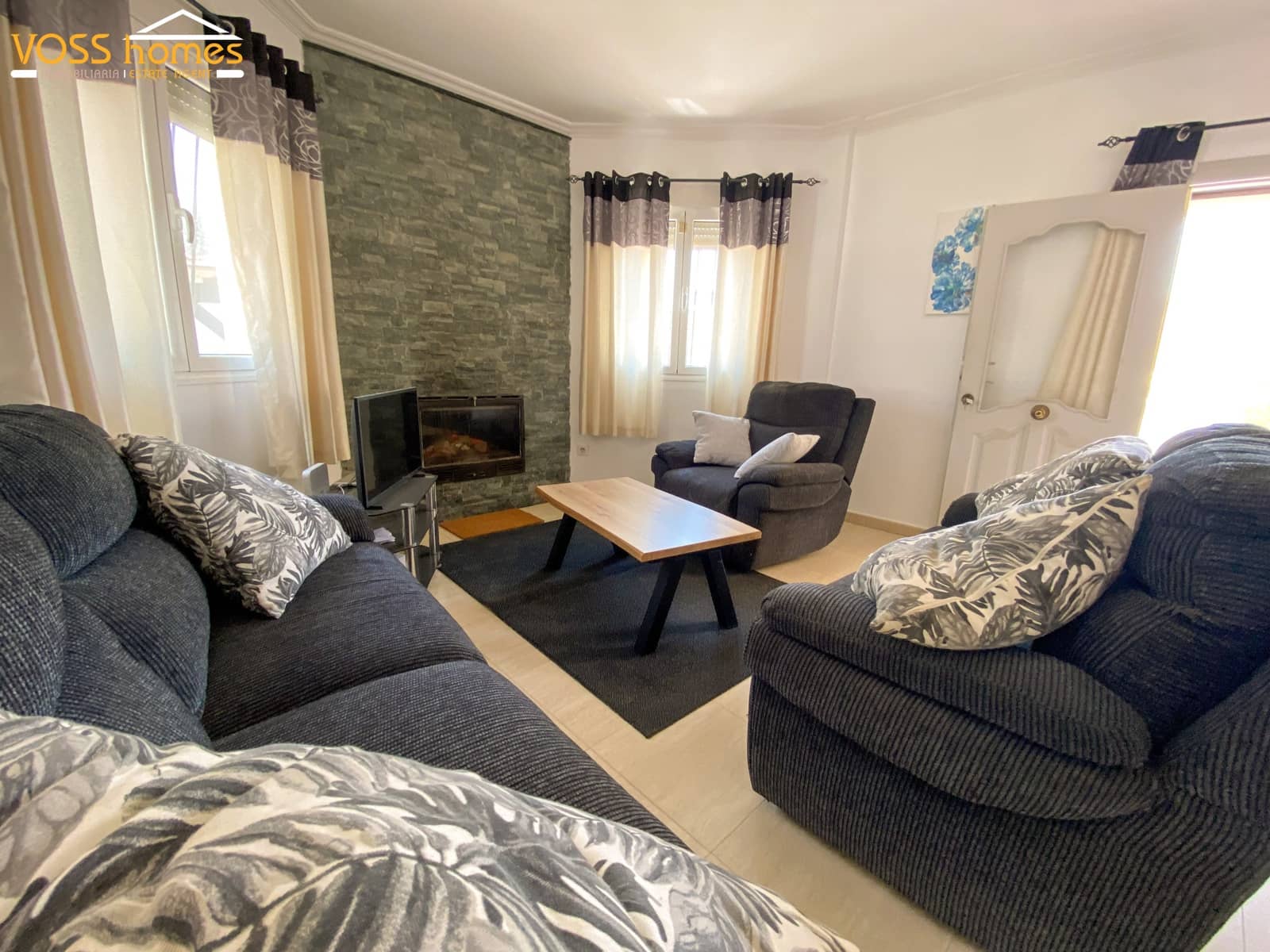 3 makuuhuone Huvila myytävänä paikassa Huercal-Overa mukana uima-altaan 
autotalli - 269 000 € (Ref: 9779962)