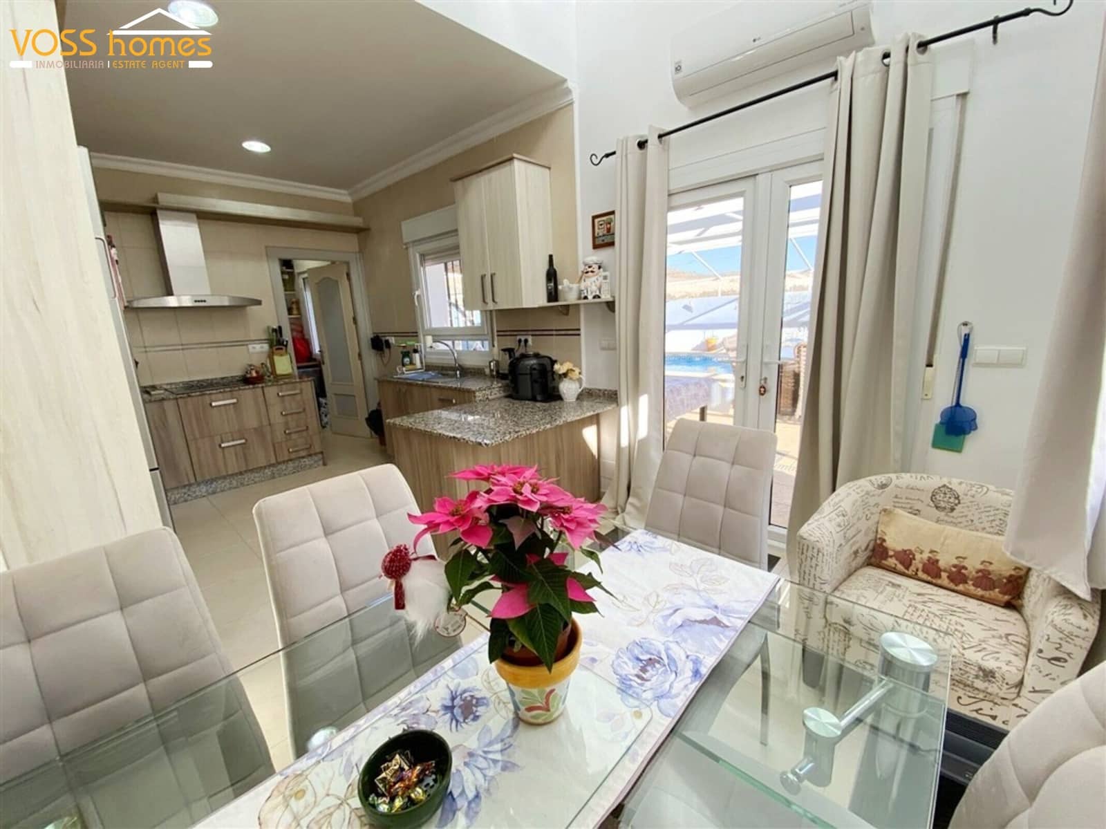 3 sypialnia Willa na sprzedaż w Huercal-Overa z basenem - 309 950 € (Ref: 9783532)