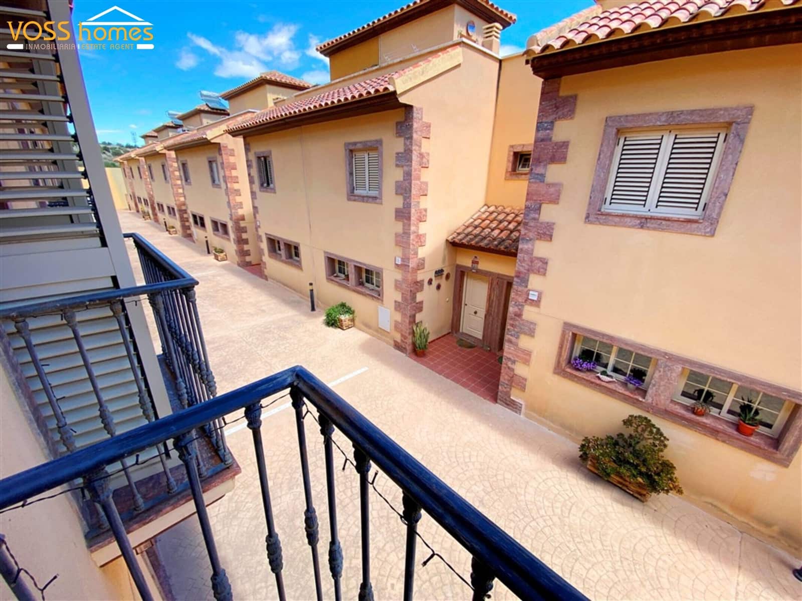 3 bedroom Apartment for sale in Zurgena with pool - € 124,950 (Ref: 9783533)