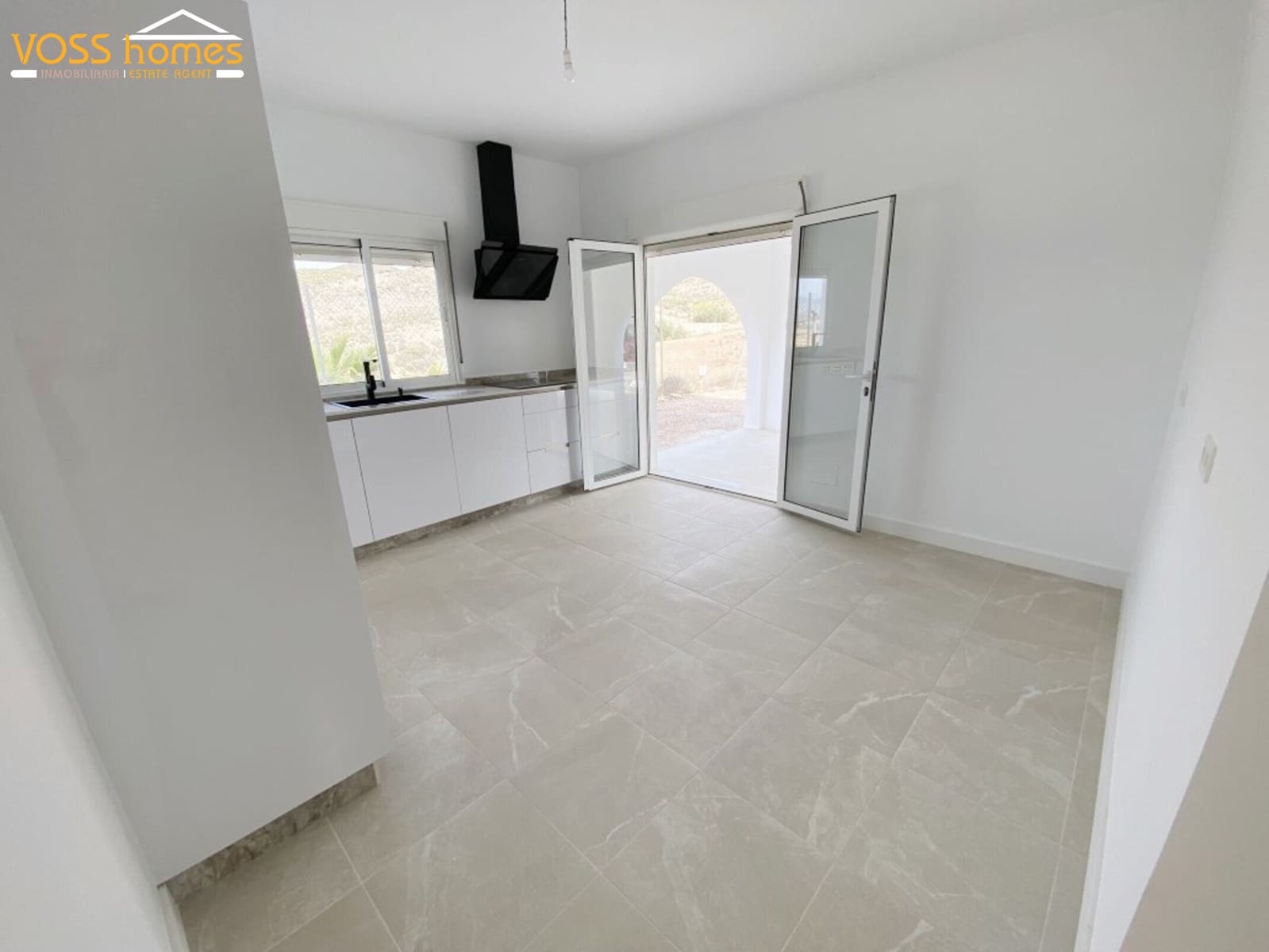 4 bedroom Villa for sale in Zurgena with pool - € 294,000 (Ref: 9824019)
