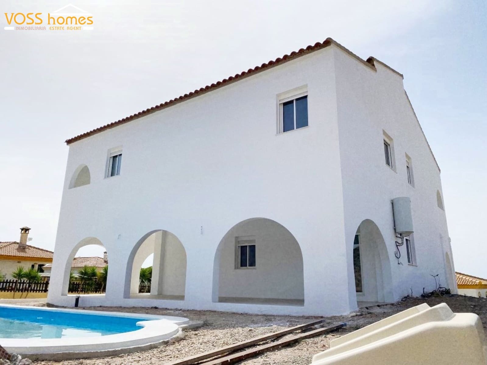 4 bedroom Villa for sale in Zurgena with pool - € 294,000 (Ref: 9824019)