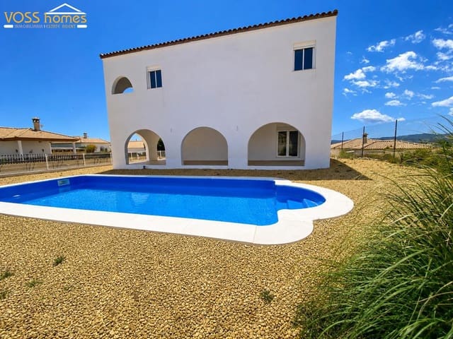 4 soveværelse Villa til salg i Zurgena med swimmingpool - € 294.000 (Ref: 9824019)