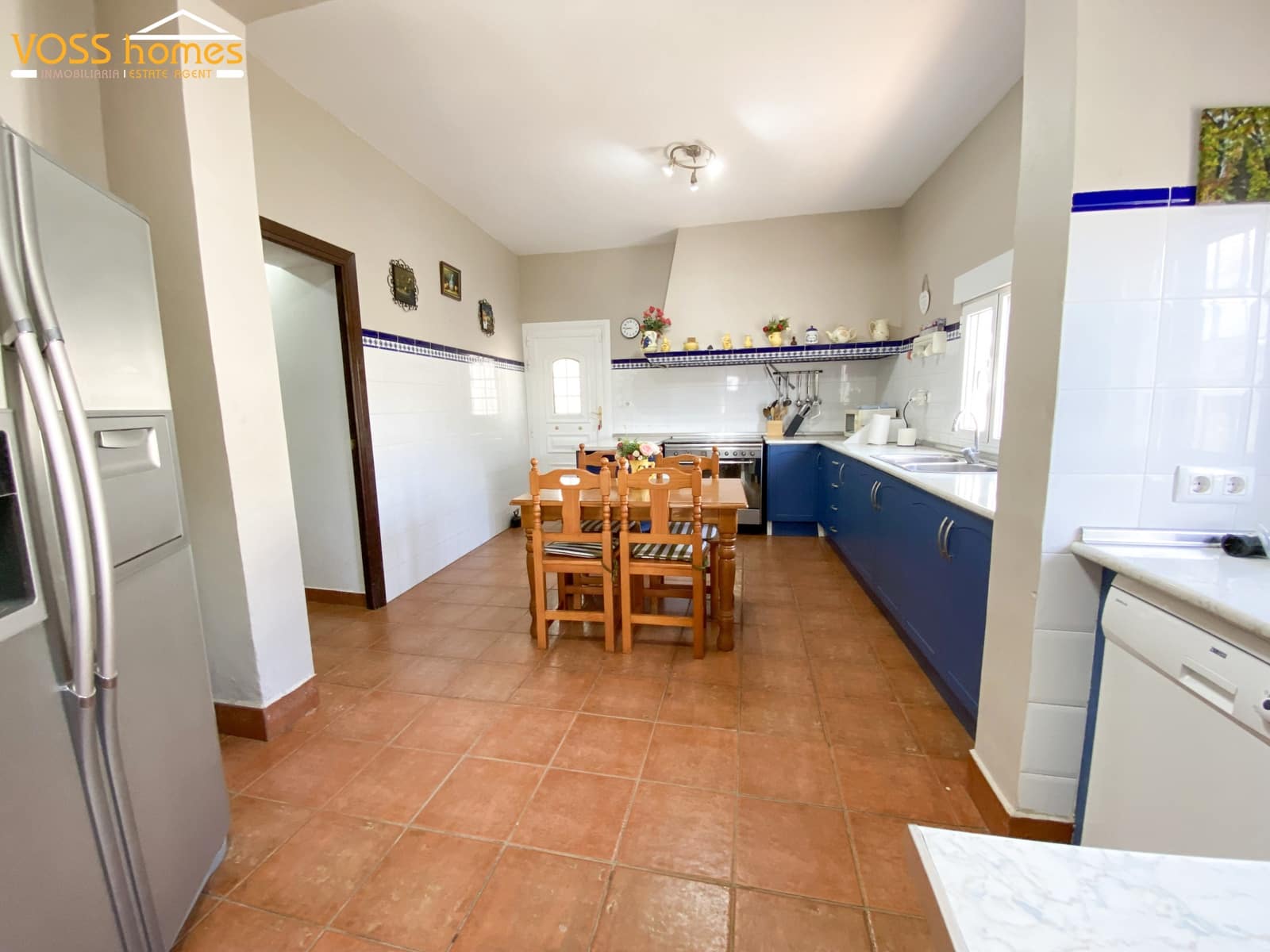 5 soveværelse Finca/Landehus til salg i Huercal-Overa med swimmingpool - € 319.000 (Ref: 9850793)