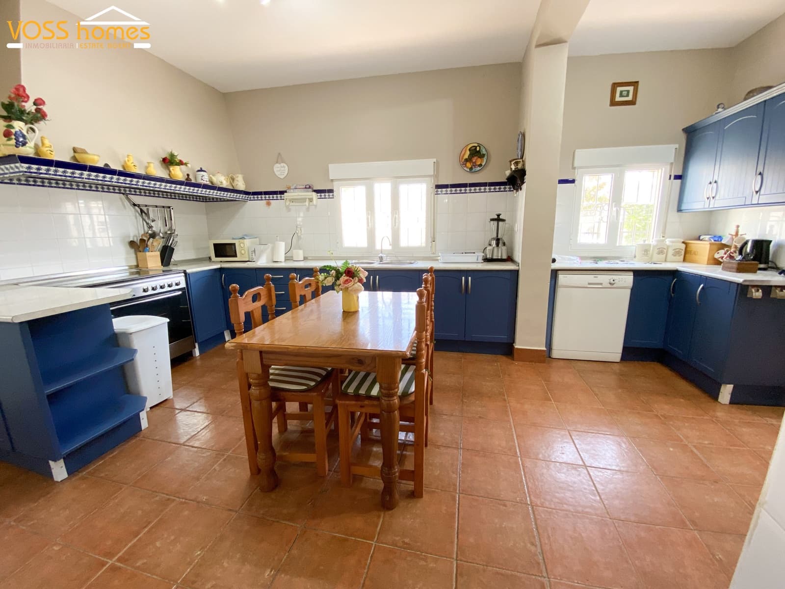 5 soveværelse Finca/Landehus til salg i Huercal-Overa med swimmingpool - € 319.000 (Ref: 9850793)