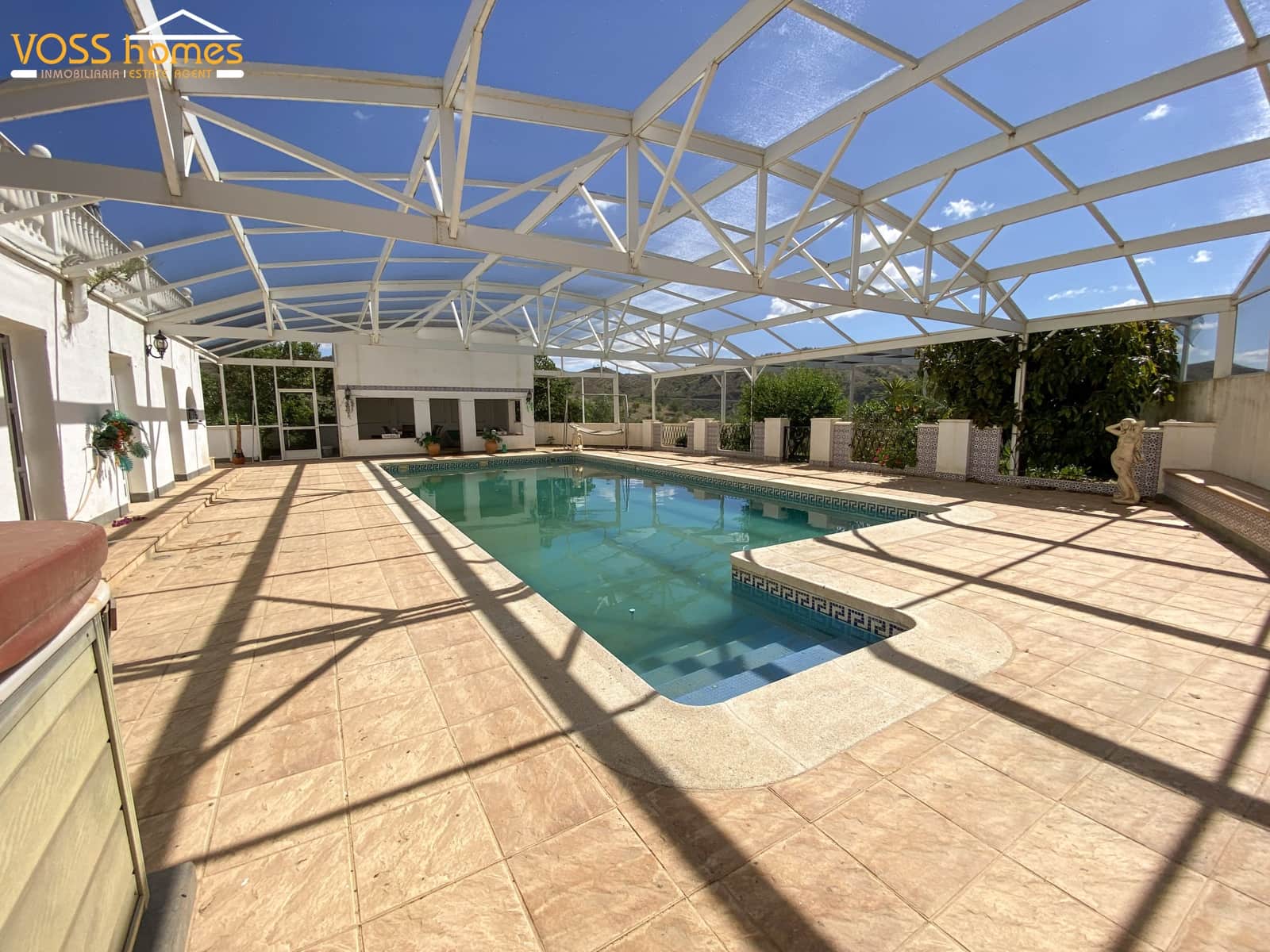 5 soveværelse Finca/Landehus til salg i Huercal-Overa med swimmingpool - € 319.000 (Ref: 9850793)