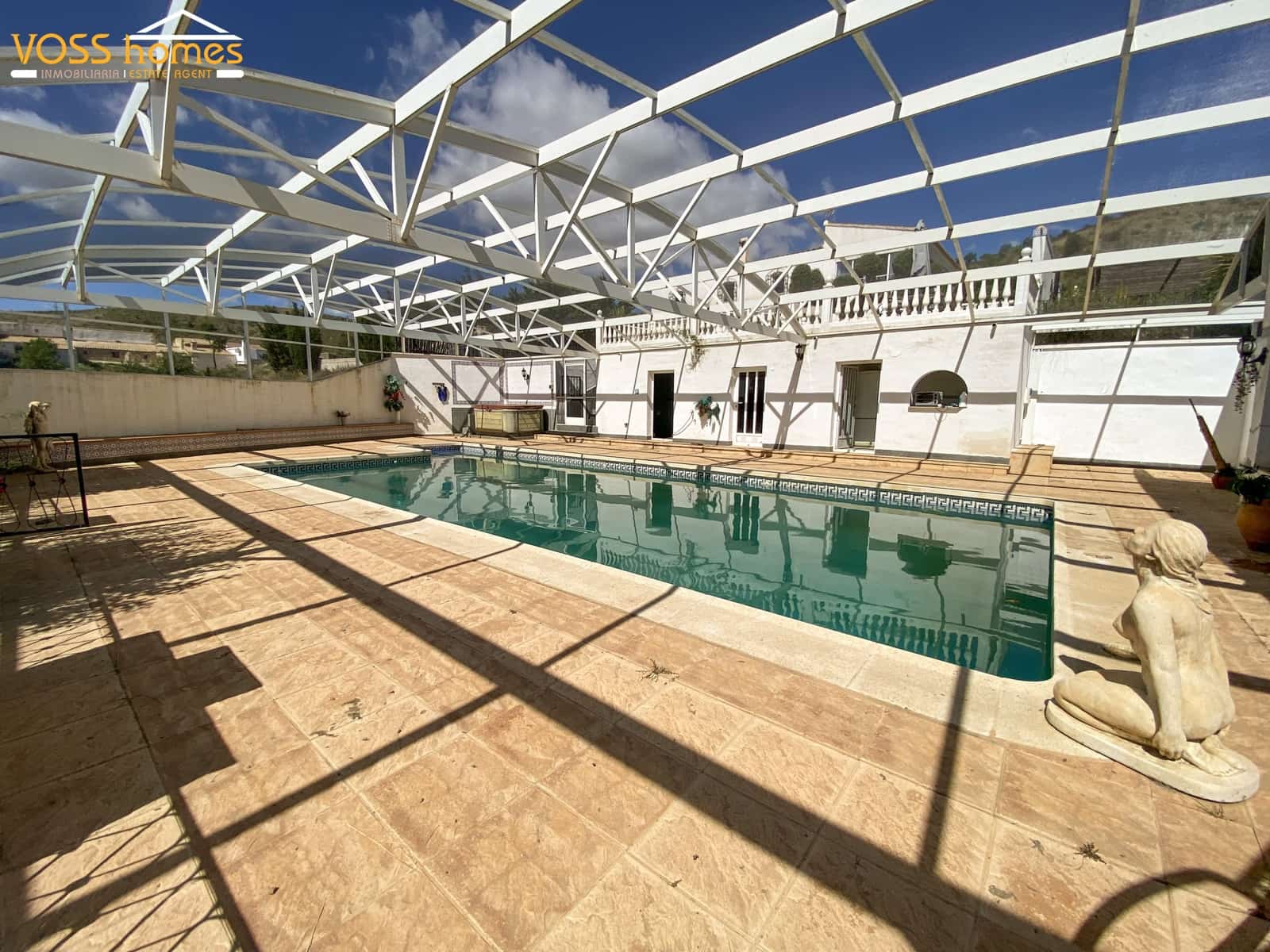 5 soveværelse Finca/Landehus til salg i Huercal-Overa med swimmingpool - € 319.000 (Ref: 9850793)