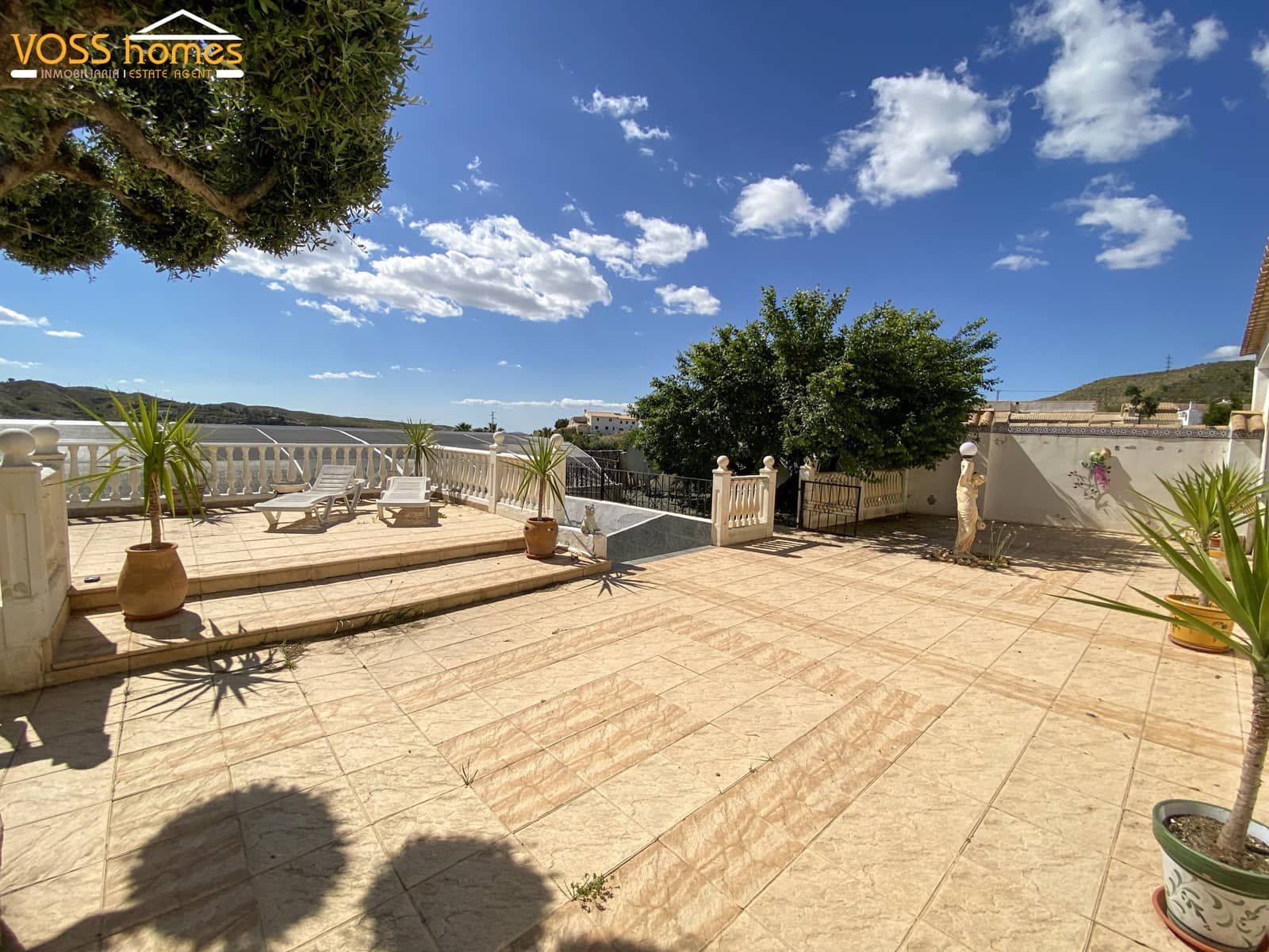 5 soveværelse Finca/Landehus til salg i Huercal-Overa med swimmingpool - € 319.000 (Ref: 9850793)
