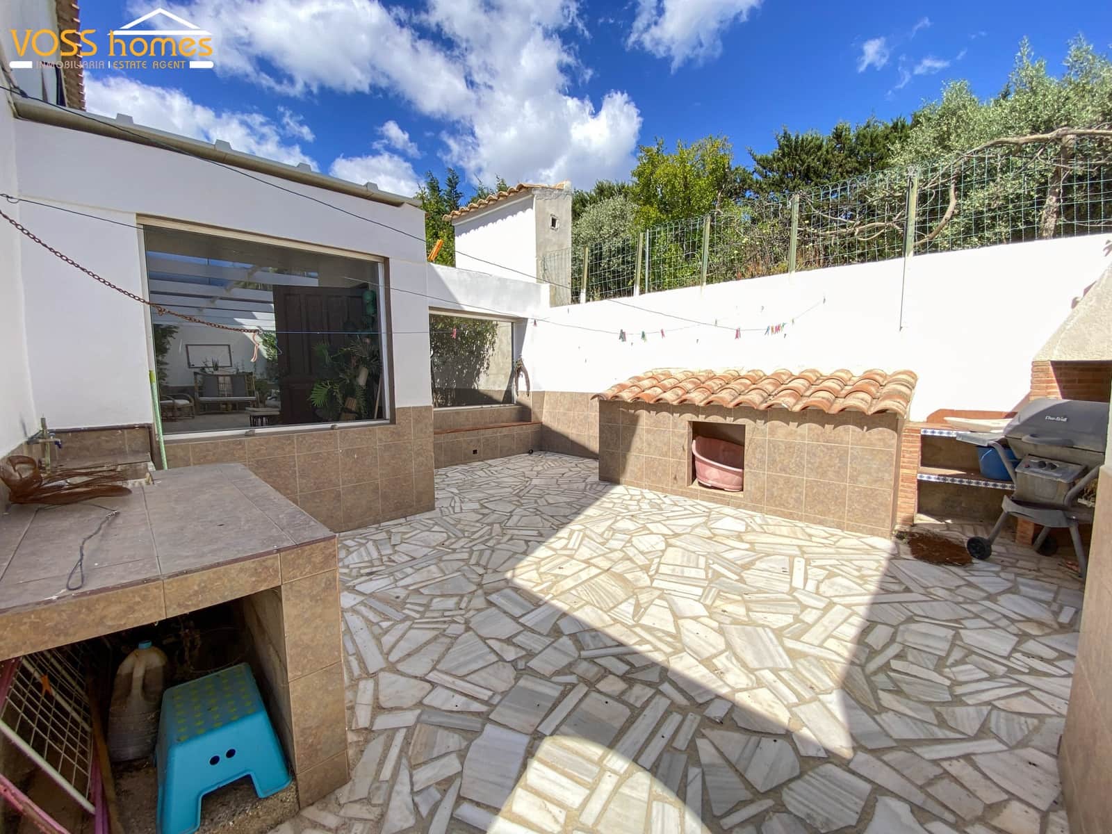 5 soveværelse Finca/Landehus til salg i Huercal-Overa med swimmingpool - € 319.000 (Ref: 9850793)