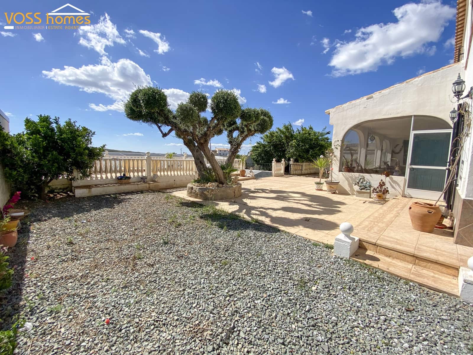 5 soveværelse Finca/Landehus til salg i Huercal-Overa med swimmingpool - € 319.000 (Ref: 9850793)