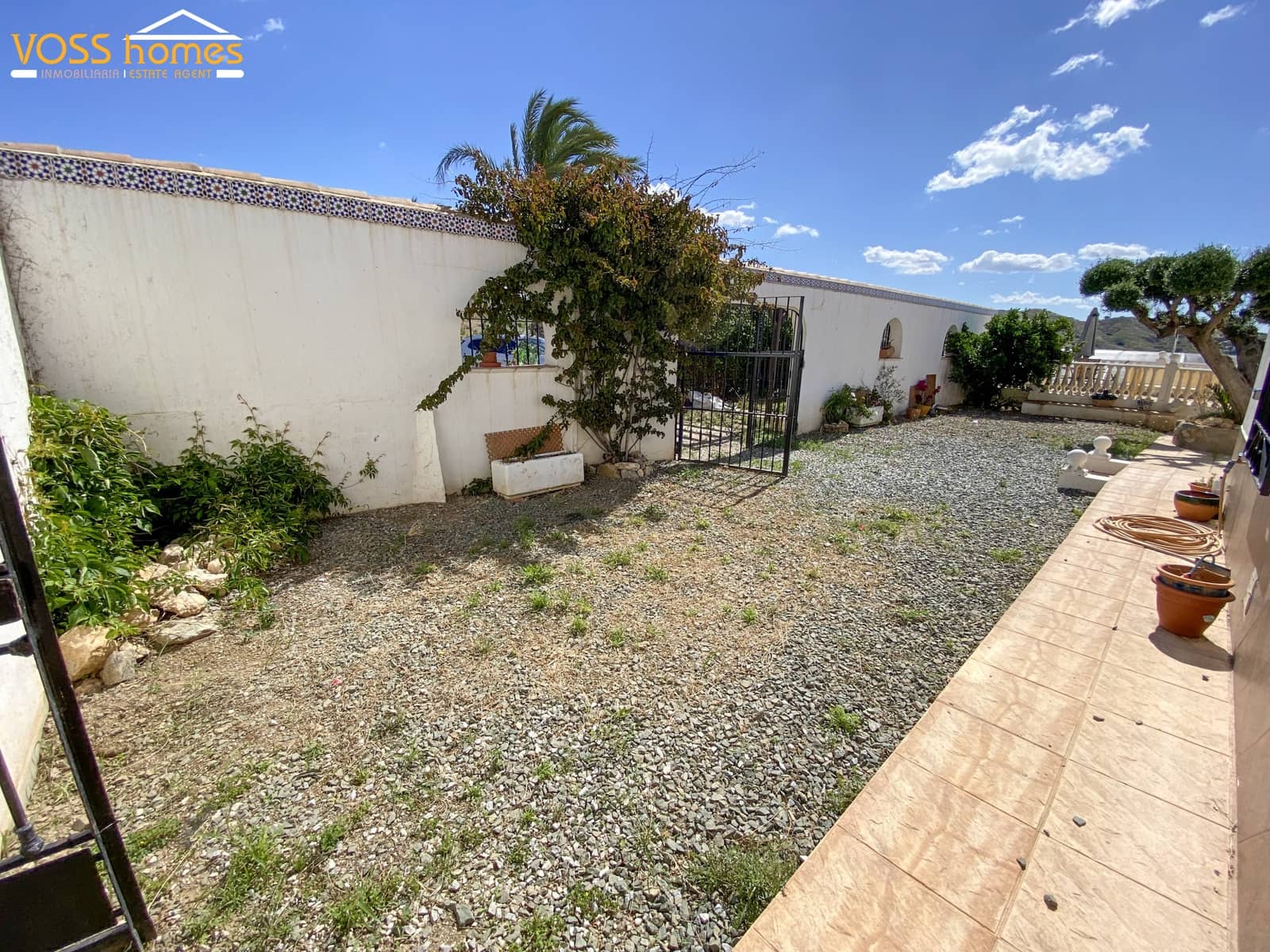 5 soveværelse Finca/Landehus til salg i Huercal-Overa med swimmingpool - € 319.000 (Ref: 9850793)