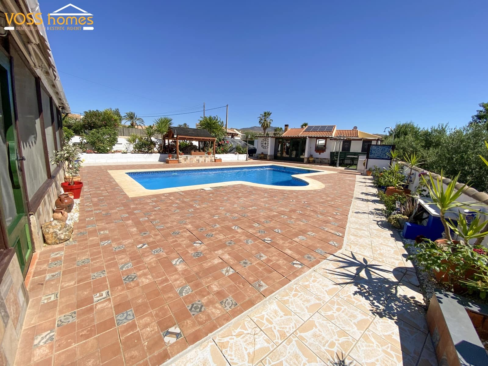 3 bedroom Villa for sale in Urcal with pool - € 269,000 (Ref: 9858409)