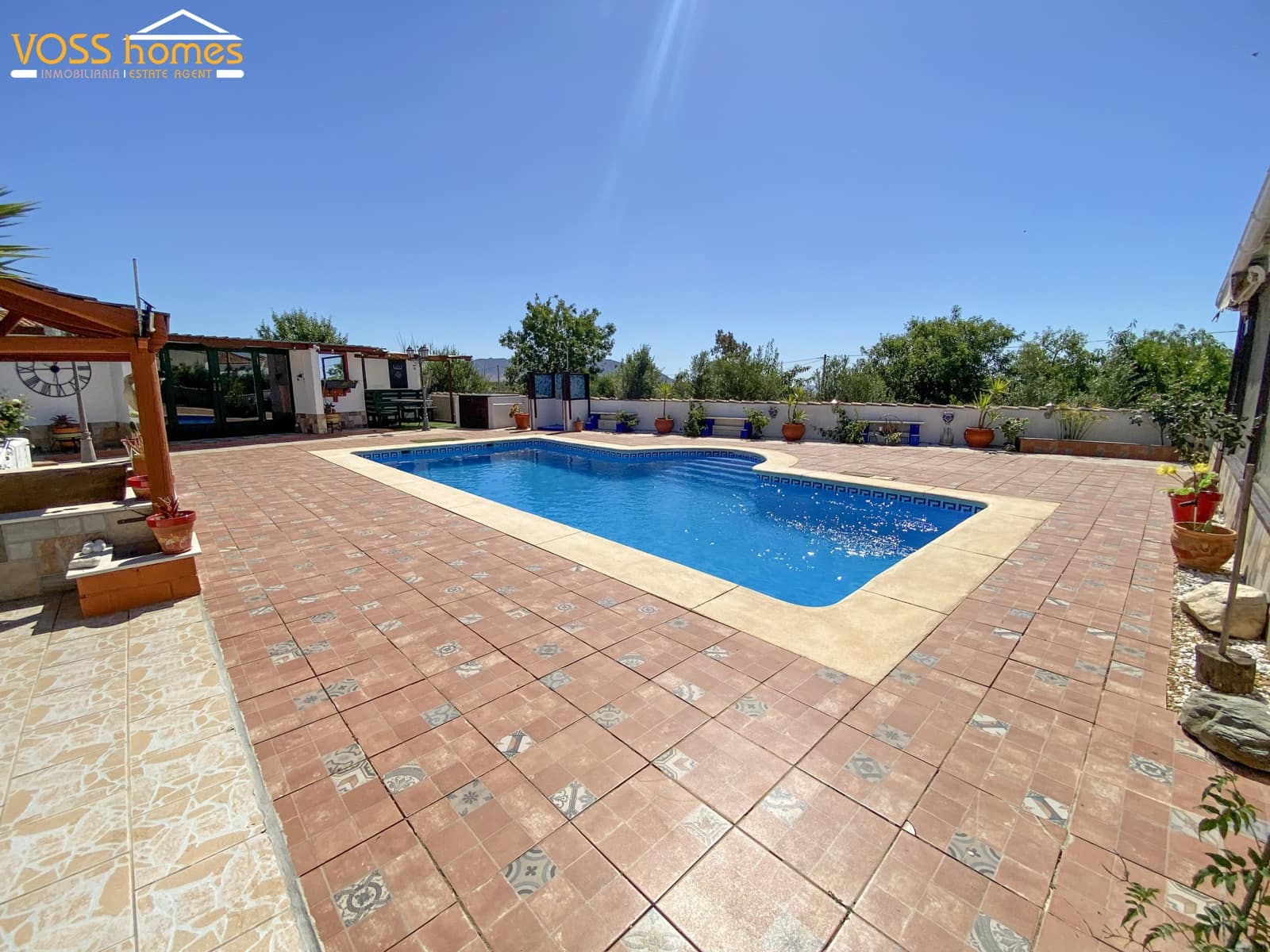 3 bedroom Villa for sale in Urcal with pool - € 269,000 (Ref: 9858409)