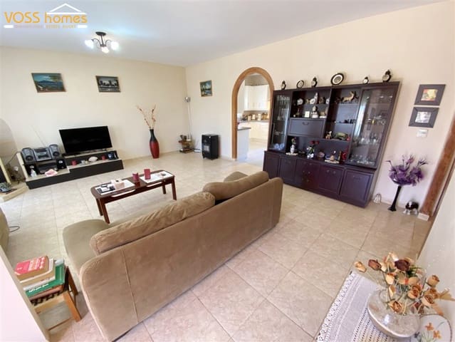 4 makuuhuone Huvila myytävänä paikassa Zurgena mukana uima-altaan - 279 950 € (Ref: 9875771)